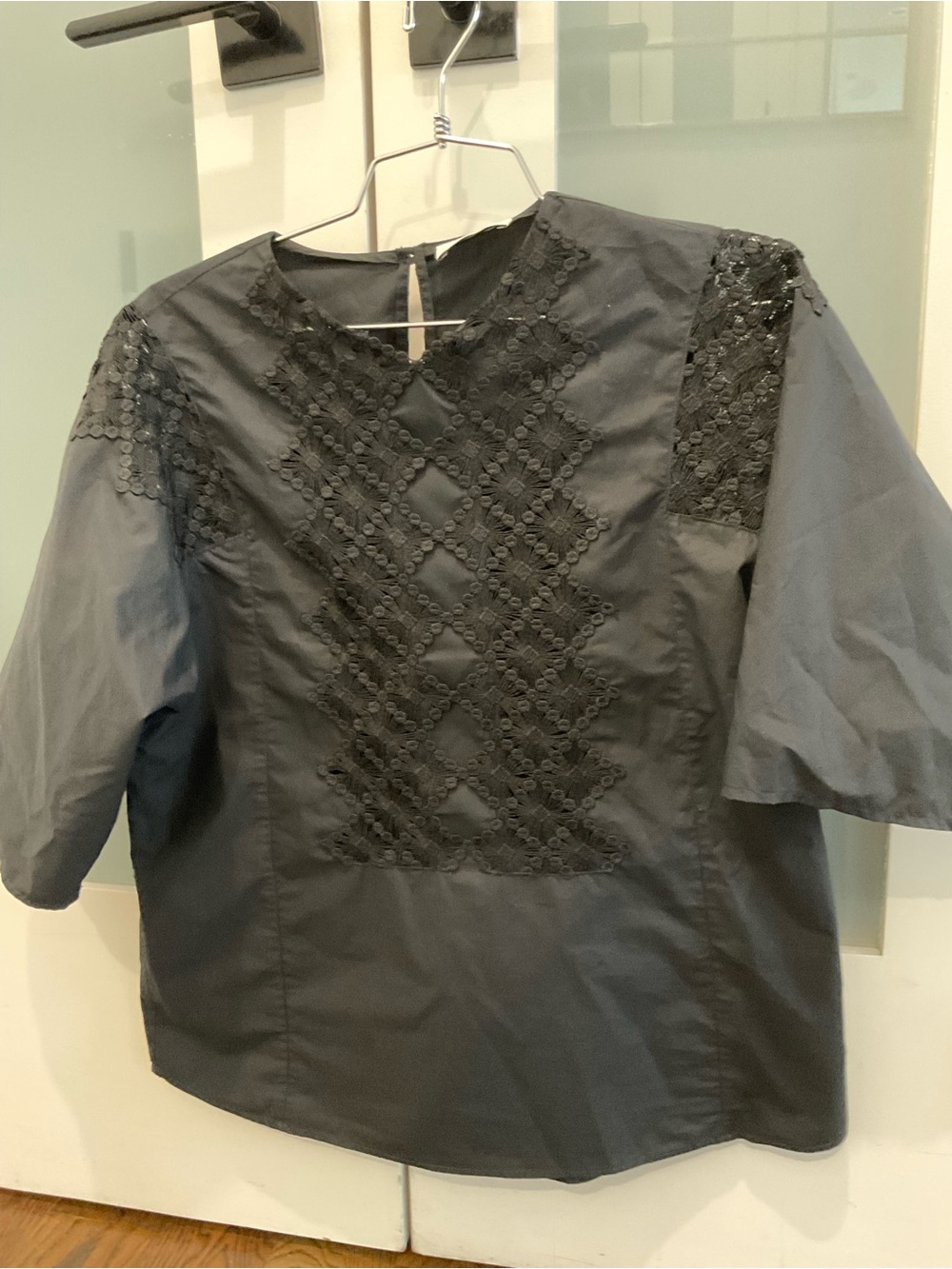 Women’s Black Embroidered lace Short-Sleeve Top